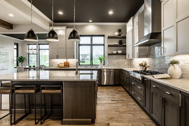 4292 Alderborough Way, Zionsville, IN 46077