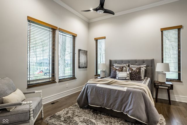 4292 Alderborough Way, Zionsville, IN 46077