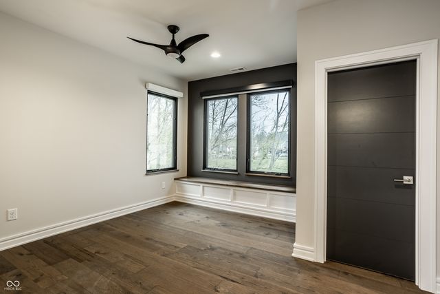 4292 Alderborough Way, Zionsville, IN 46077