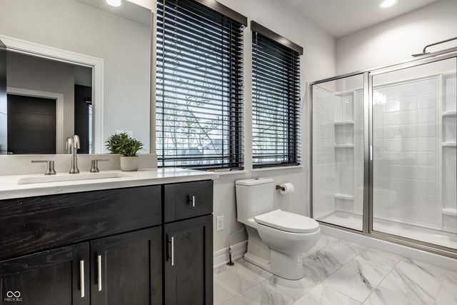 4292 Alderborough Way, Zionsville, IN 46077