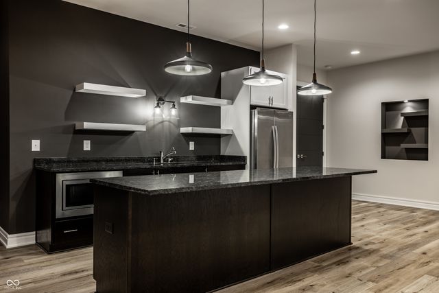 4292 Alderborough Way, Zionsville, IN 46077