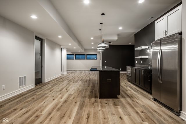 4292 Alderborough Way, Zionsville, IN 46077