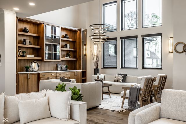 4292 Alderborough Way, Zionsville, IN 46077