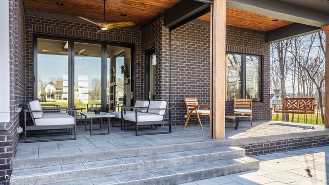 4292 Alderborough Way, Zionsville, IN 46077