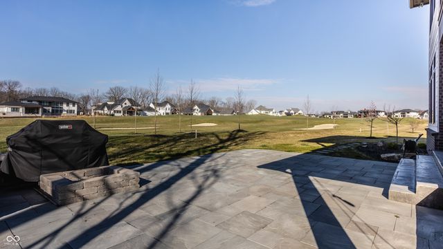 4292 Alderborough Way, Zionsville, IN 46077