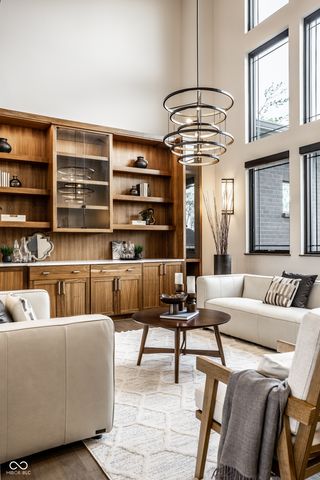 4292 Alderborough Way, Zionsville, IN 46077