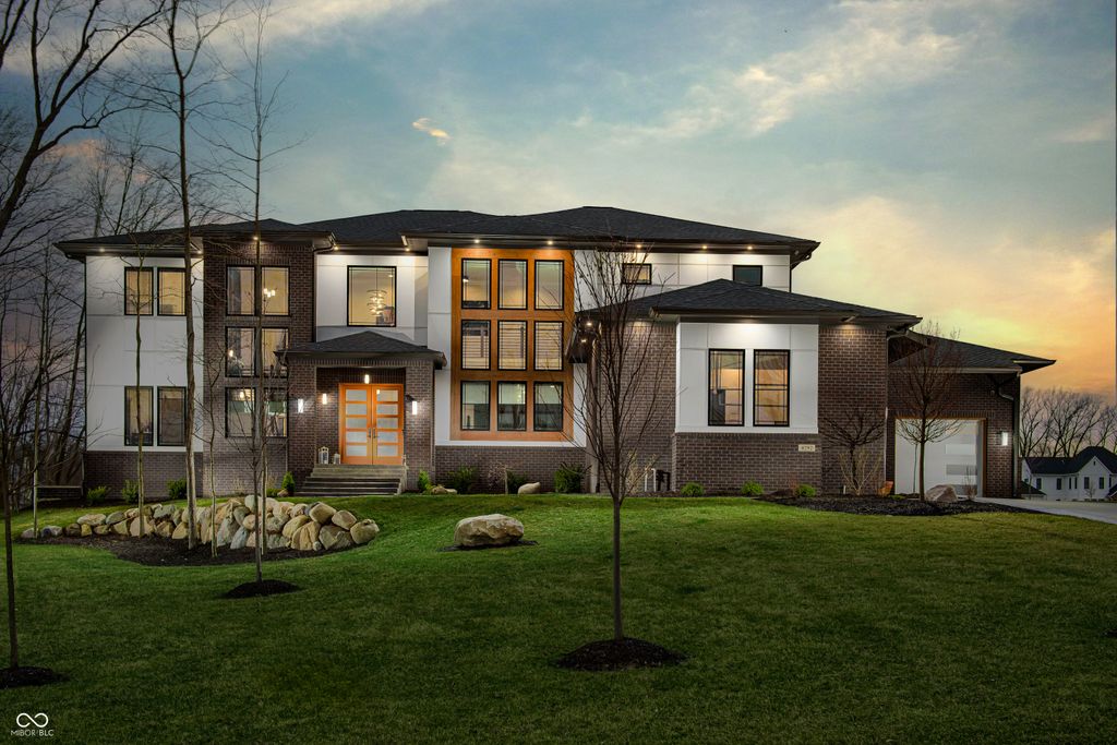 4292 Alderborough Way, Zionsville, IN 46077