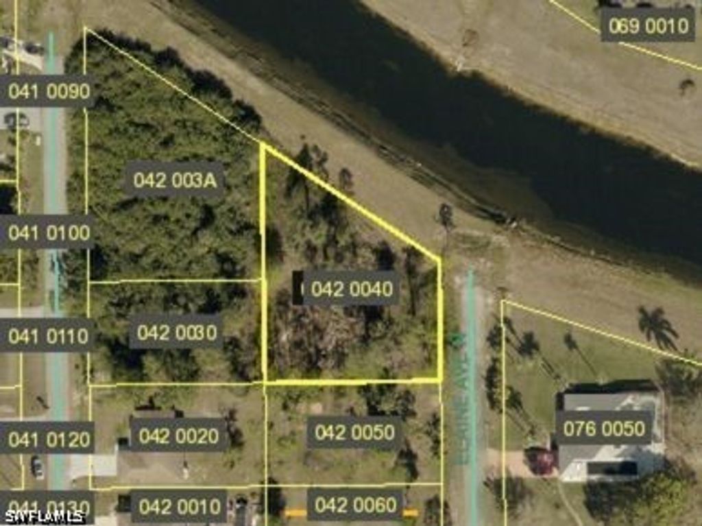 1205 Elaine AVE N, Lehigh Acres, FL 33971