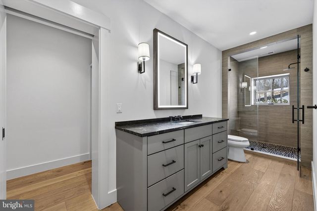 4 FOXTROT KNOLL LN, Middleburg, VA 20117