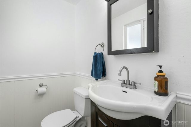 219 SW 108th Street, Seattle, WA 98146