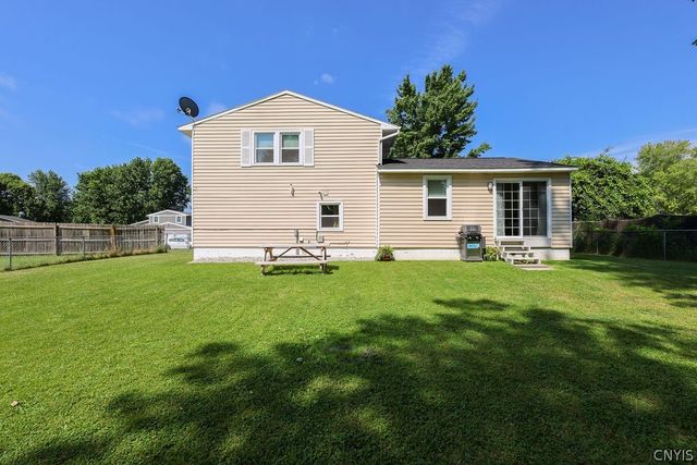 8038 Candela Lane, Clay, NY 13041