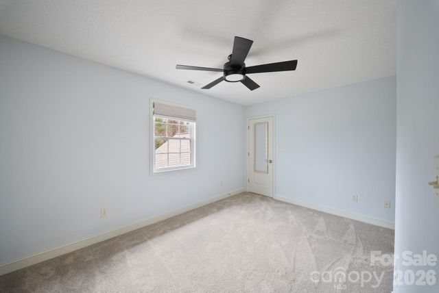 21 Hope Road, Weaverville, NC 28787