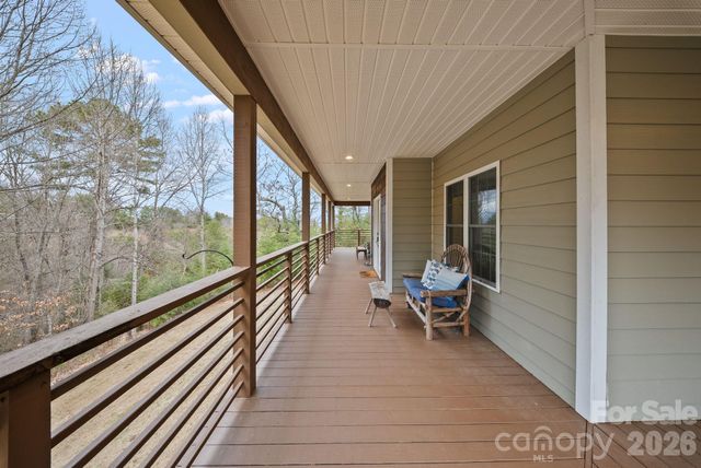 21 Hope Road, Weaverville, NC 28787