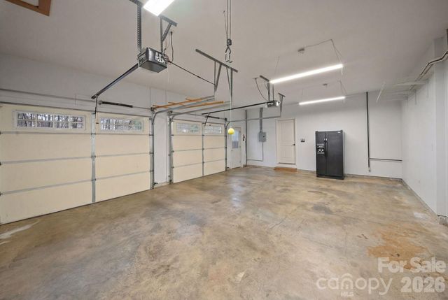 21 Hope Road, Weaverville, NC 28787