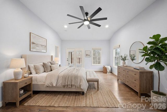 21 Hope Road, Weaverville, NC 28787