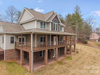 21 Hope Road, Weaverville, NC 28787