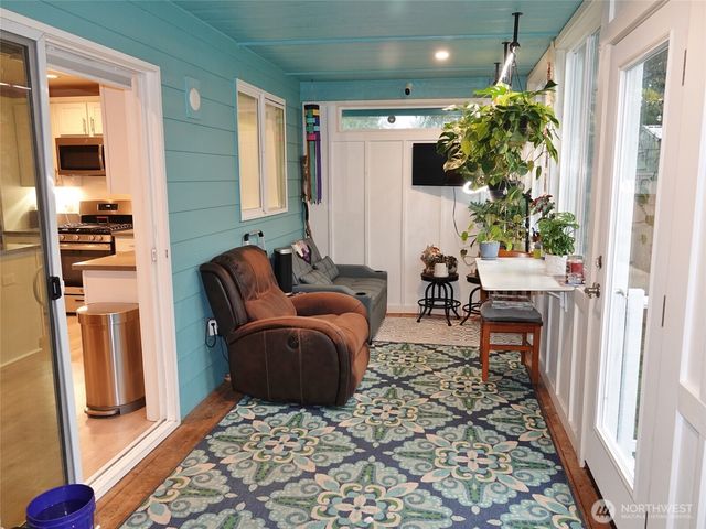 102 N Oar Loop NW, Ocean Shores, WA 98569