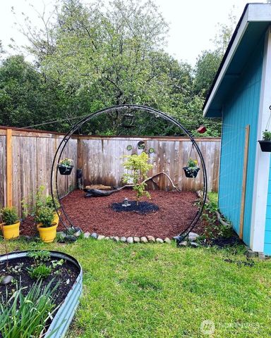 102 N Oar Loop NW, Ocean Shores, WA 98569