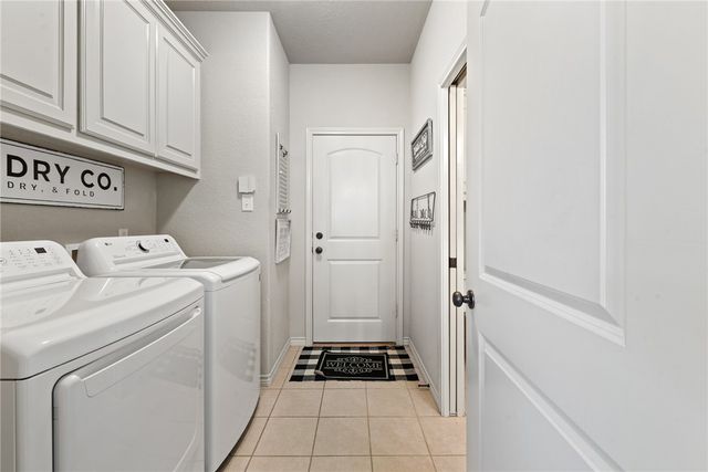 2218 Brougham Place, College Station, TX 77845