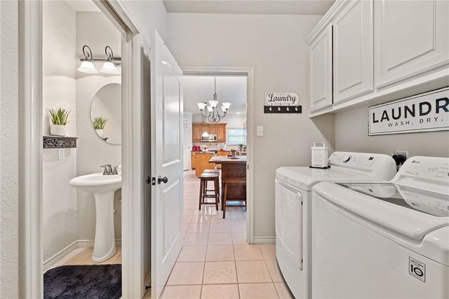 2218 Brougham Place, College Station, TX 77845