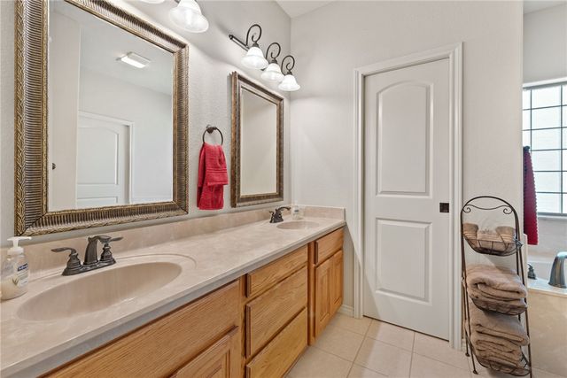 2218 Brougham Place, College Station, TX 77845