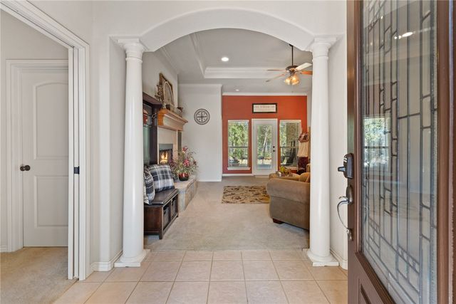 2218 Brougham Place, College Station, TX 77845