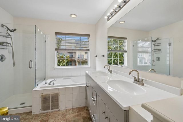 15776 SILENT TREE PL, Woodbridge, VA 22191
