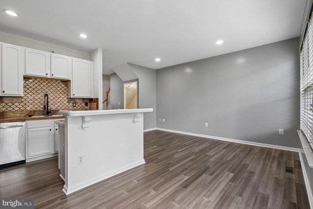 15776 SILENT TREE PL, Woodbridge, VA 22191