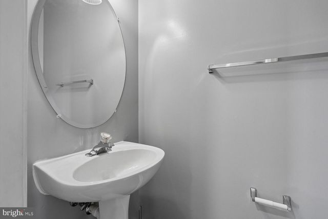 15776 SILENT TREE PL, Woodbridge, VA 22191