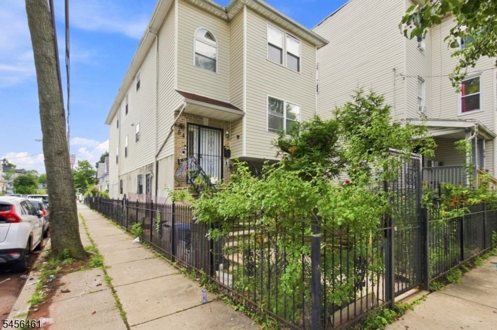 64 Fabyan Pl 2, Newark City, NJ 07108 — exterior