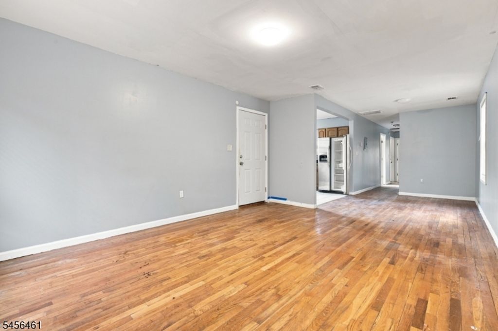 64 Fabyan Pl 2, Newark City, NJ 07108 — photo 4
