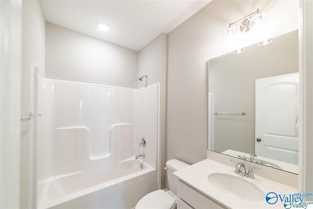 3029 Crystal Creek Drive, Brownsboro, AL 35741