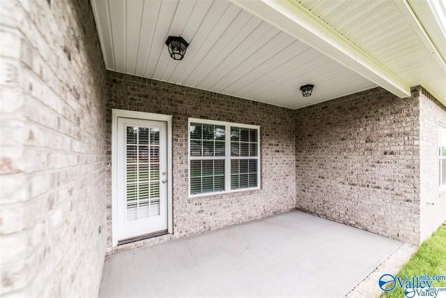 3029 Crystal Creek Drive, Brownsboro, AL 35741