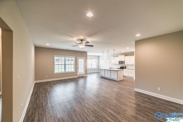 3029 Crystal Creek Drive, Brownsboro, AL 35741