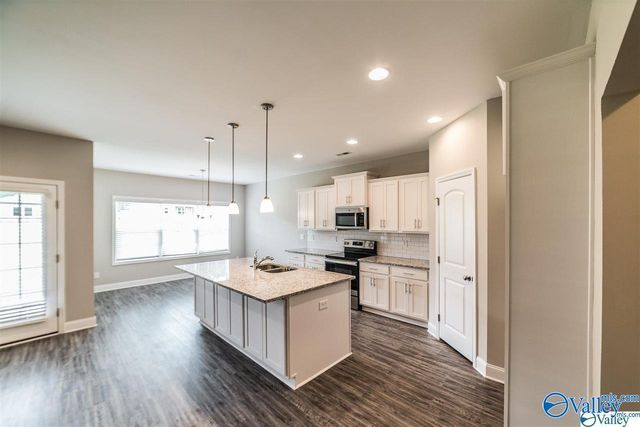 3029 Crystal Creek Drive, Brownsboro, AL 35741