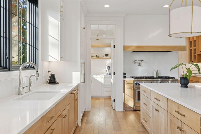 550 Orono Orchards Road S, Wayzata, MN 55391