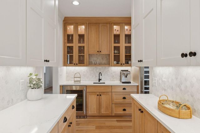 550 Orono Orchards Road S, Wayzata, MN 55391