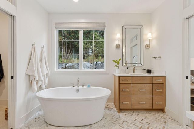 550 Orono Orchards Road S, Wayzata, MN 55391