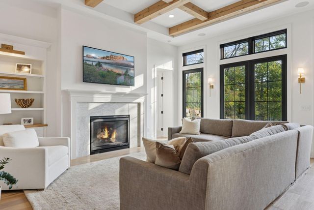 550 Orono Orchards Road S, Wayzata, MN 55391