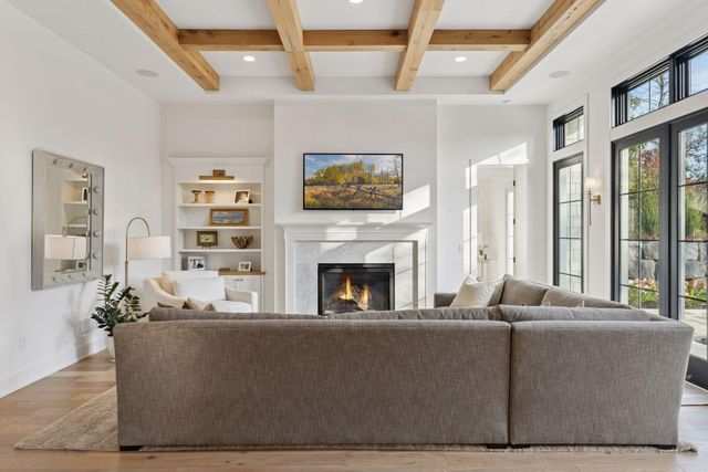 550 Orono Orchards Road S, Wayzata, MN 55391