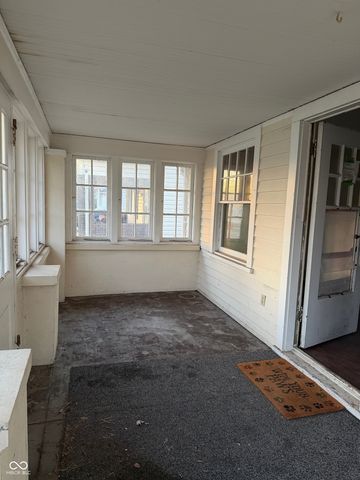 4406 Rockville Road, Indianapolis, IN 46222