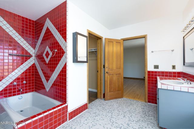 380 Genoa Lane, Minden, NV 89423