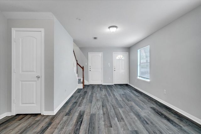 3112 Lee Avenue 102, Fort Worth, TX 76106