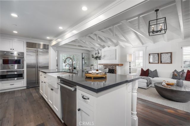 426 Dahlia Avenue, Corona Del Mar, CA 92625