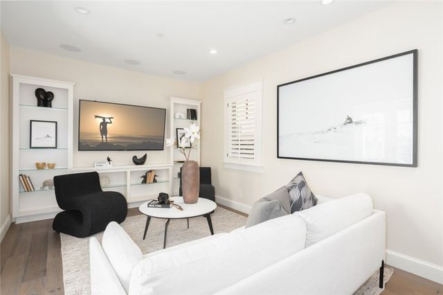 426 Dahlia Avenue, Corona Del Mar, CA 92625