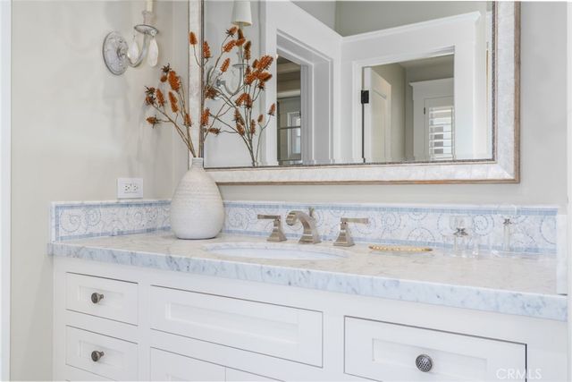 426 Dahlia Avenue, Corona Del Mar, CA 92625