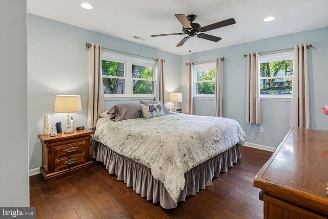 9242 SPRING VALLEY RD, Ellicott City, MD 21043