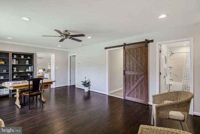 9242 SPRING VALLEY RD, Ellicott City, MD 21043