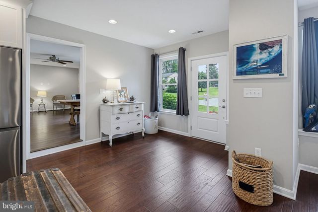 9242 SPRING VALLEY RD, Ellicott City, MD 21043