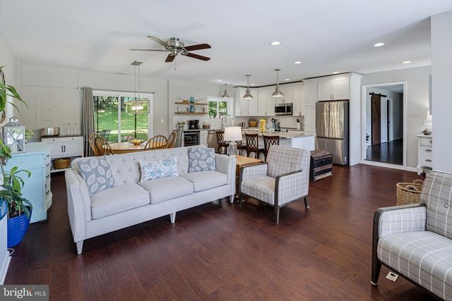 9242 SPRING VALLEY RD, Ellicott City, MD 21043